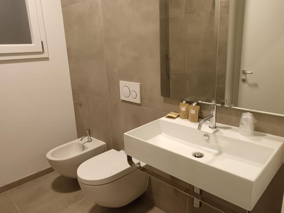 Bertiera Rooms Bologna Luaran gambar