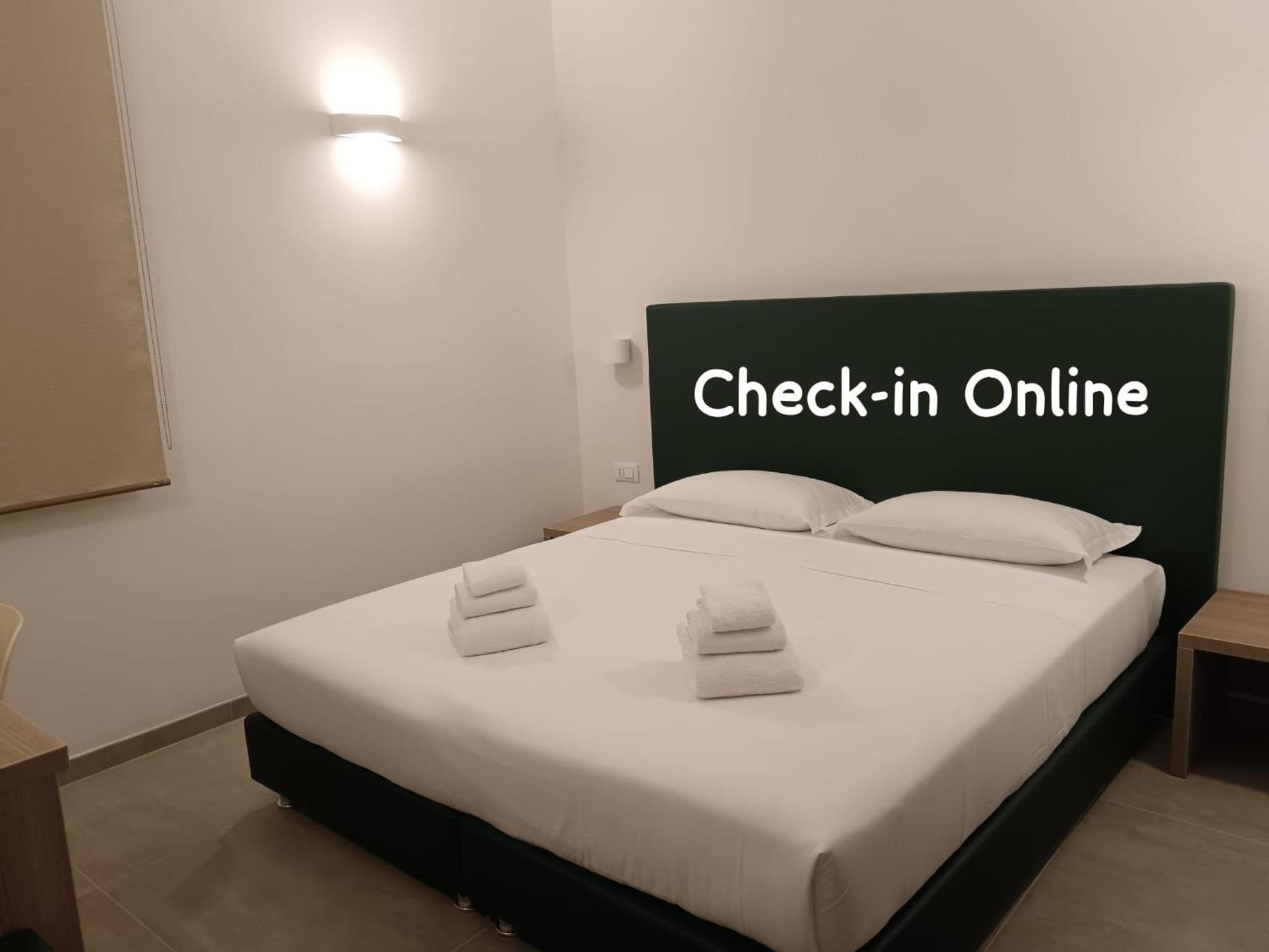 Bertiera Rooms Bologna Luaran gambar