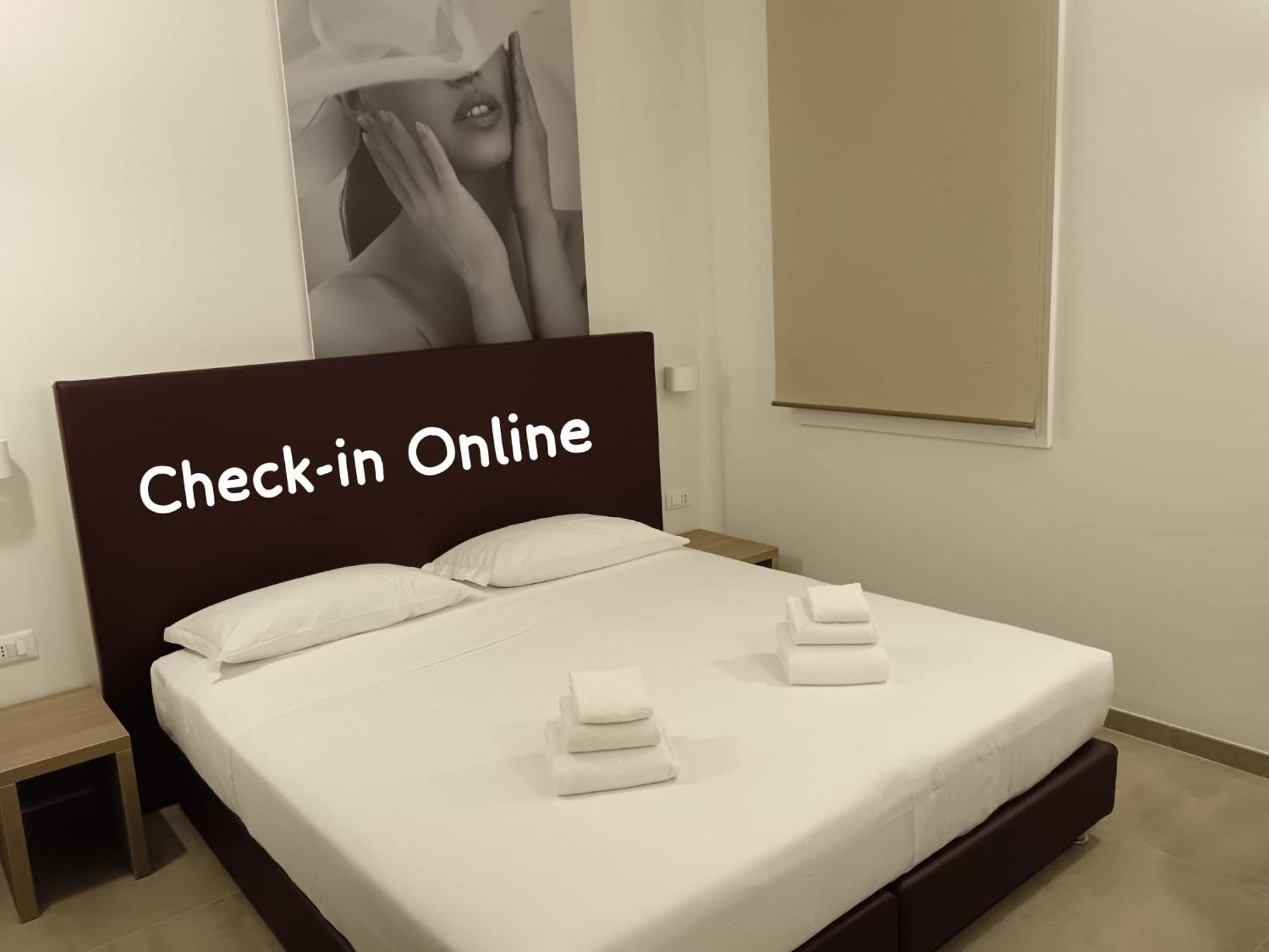 Bertiera Rooms Bologna Luaran gambar